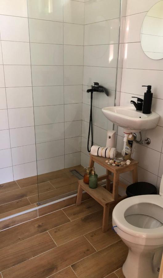 Nantucket Guesthouse Vrbas المظهر الخارجي الصورة